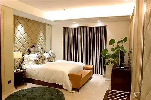 Ramada Plaza Zhengzhou 호텔